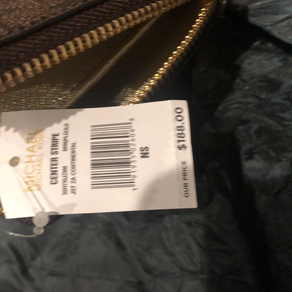 Michael Kors wallet - Picture 5 of 5